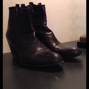 Stuart Weitzman Boots